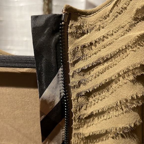 BURBERRY | Sheath Silk Dress Tiered Fringe - Picture 6 of 7